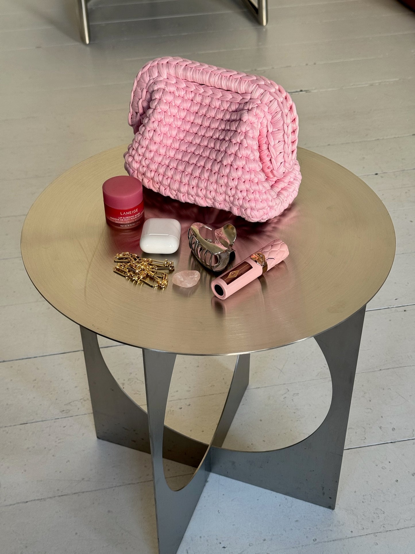 Eden Clutch bag in Baby Pink
