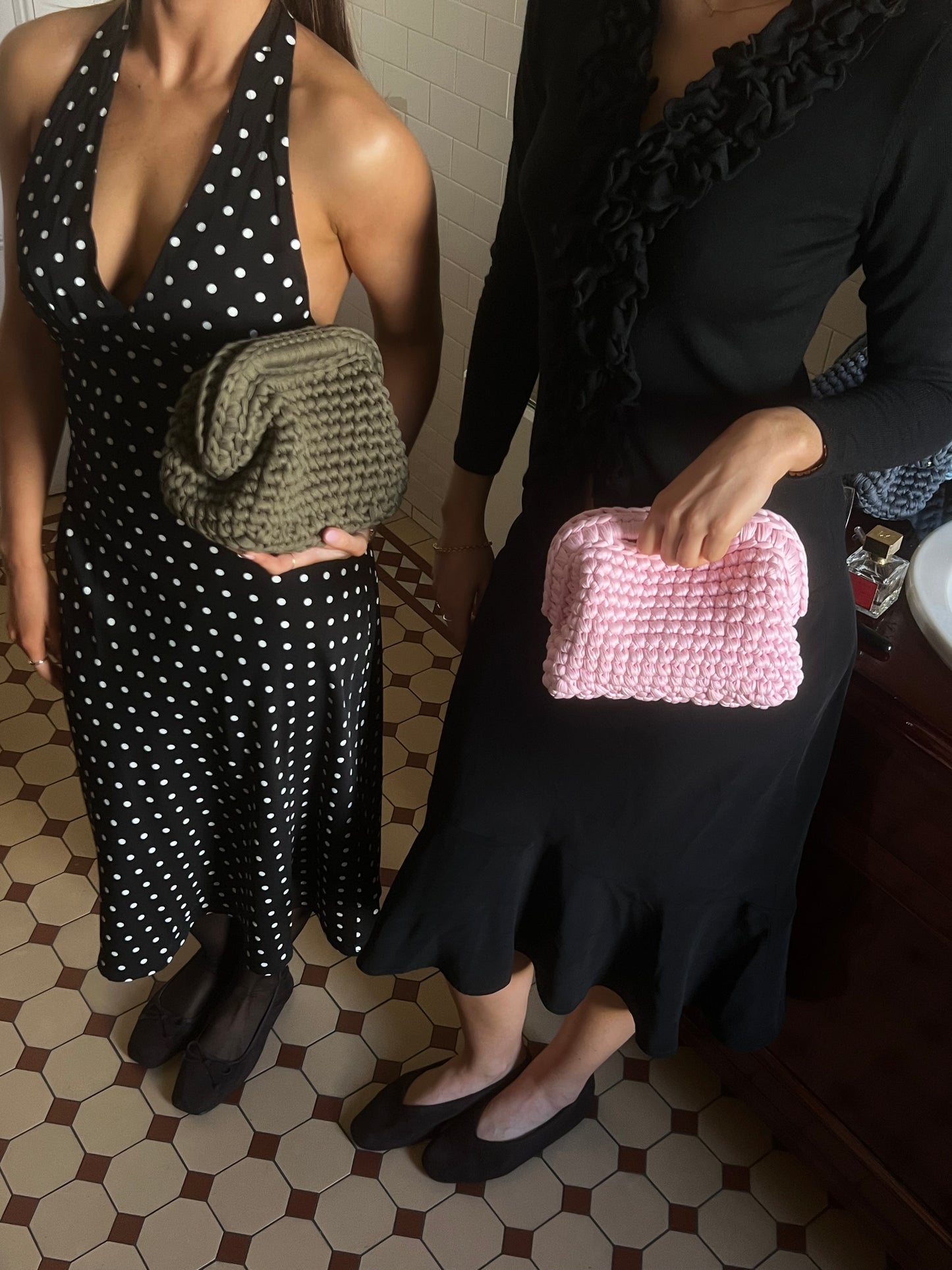 Eden Clutch Bag in Khaki