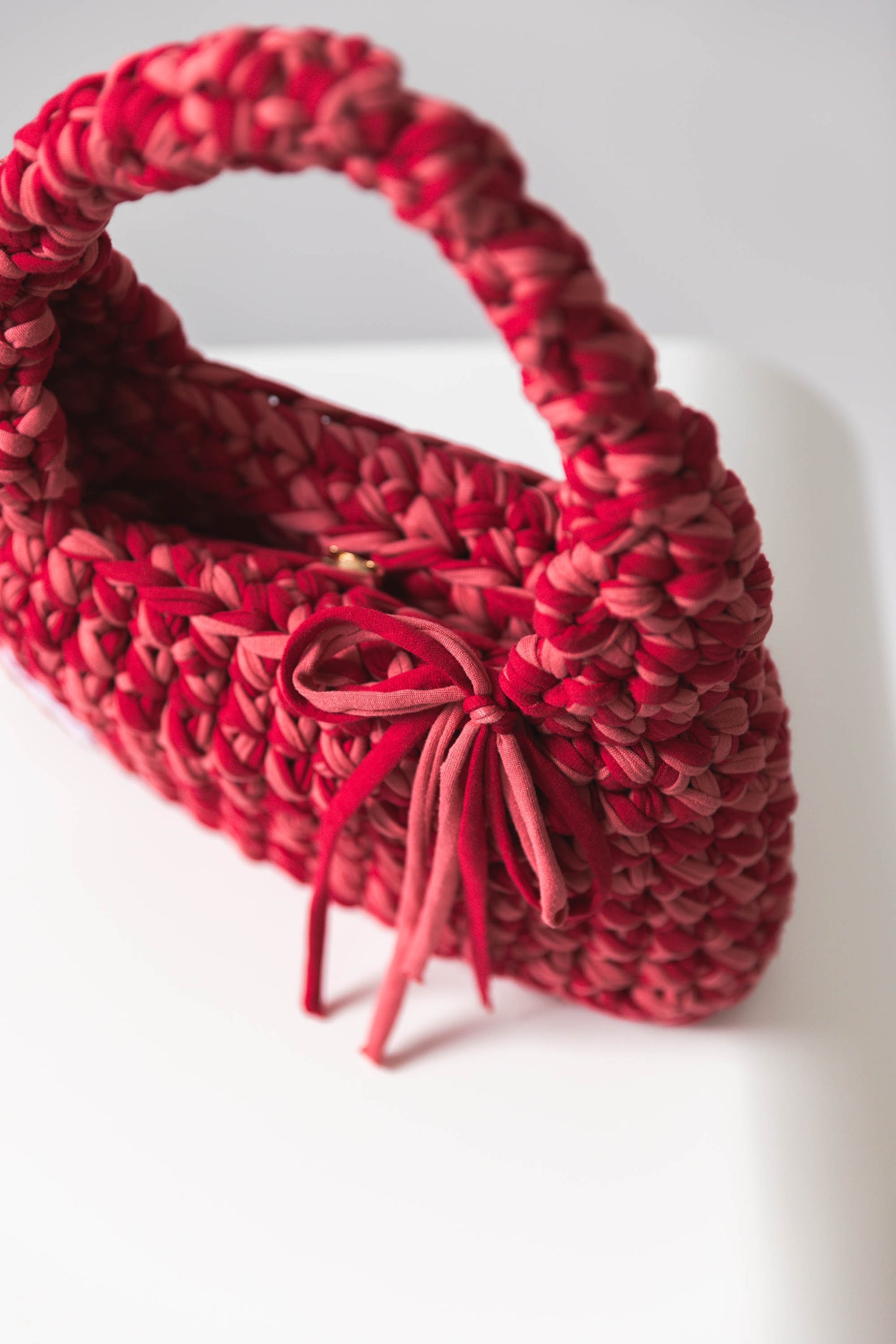 Merlot Everyday Shoulder Bag in Red/Pink