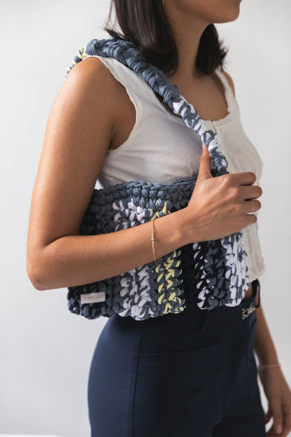Clover Shoulder Bag in Blue
