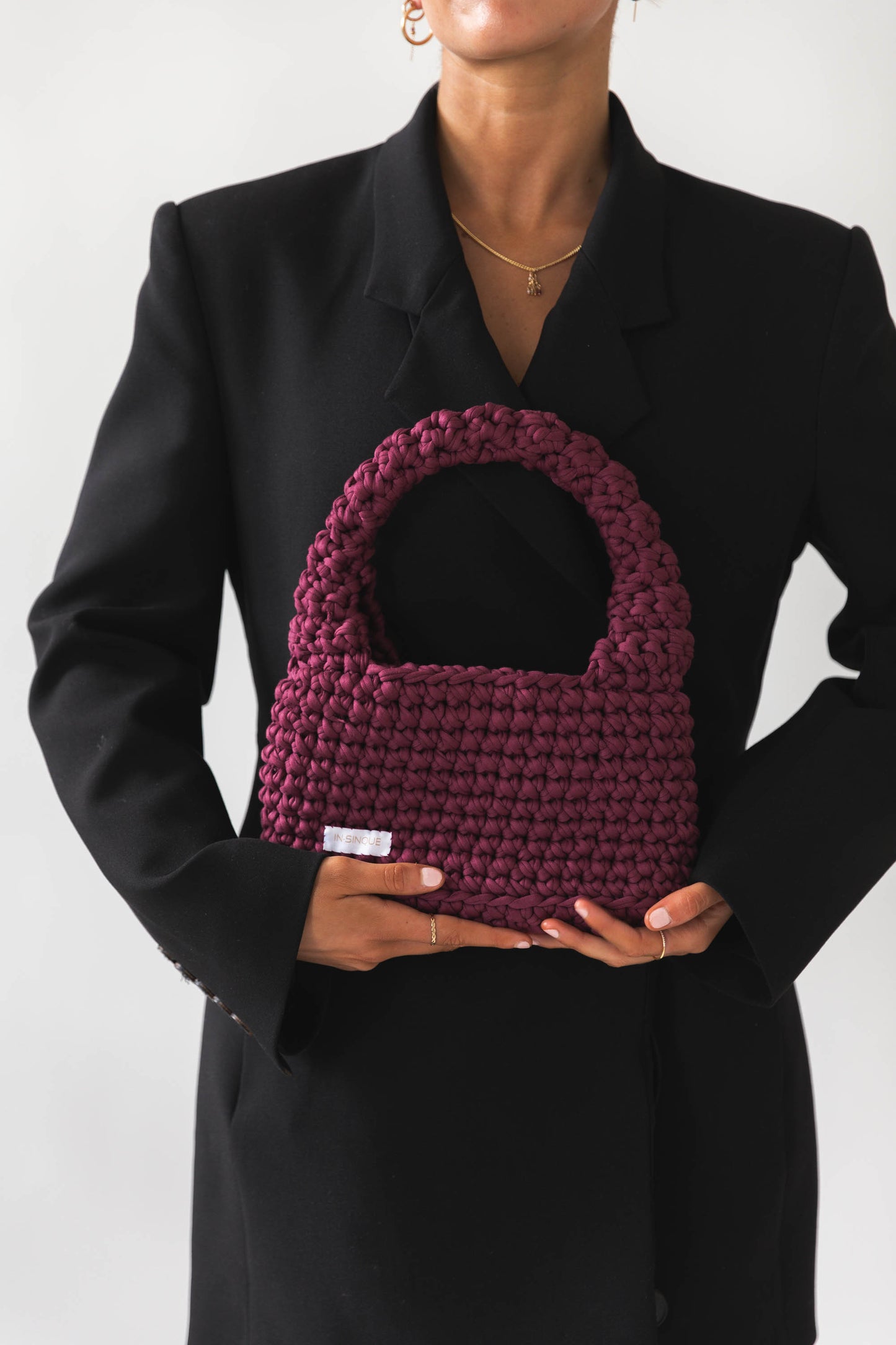 Merlot Everyday Shoulder Bag in Maroon