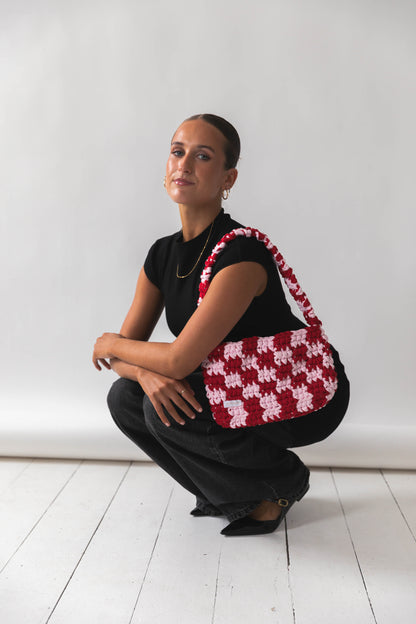 Clover Shoulder Bag in Pink/Red